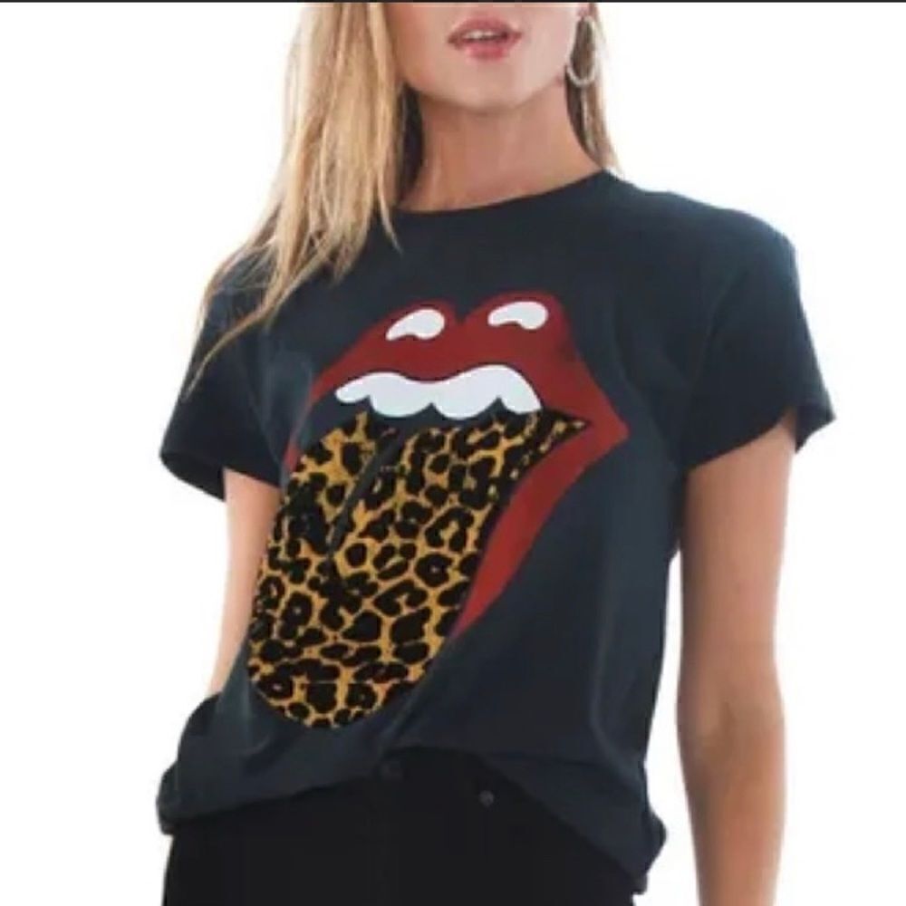 Daydreamer Rolling Stones Leopard Tongue Tour Washed Black Graphic Tee Medium